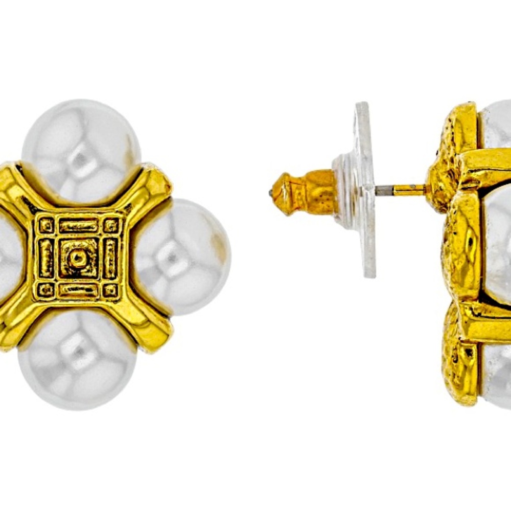 Artisan style earrings.
